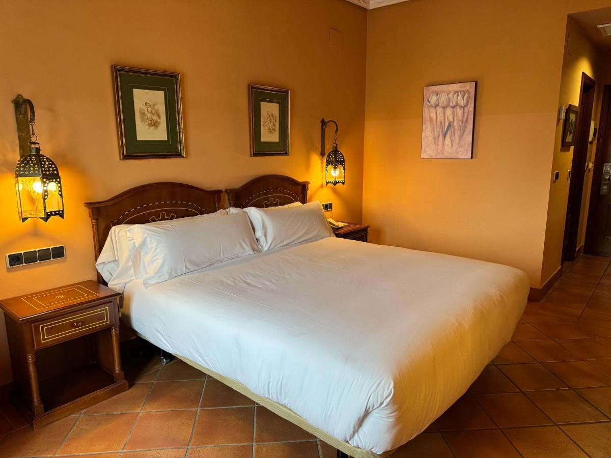 Hotel Moon Dreams El Cortijo 4*